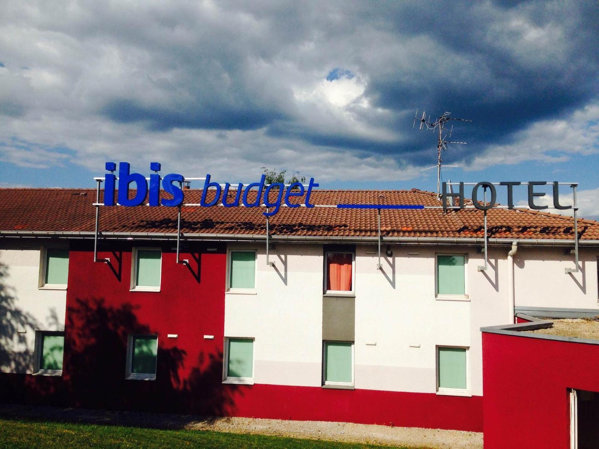 ホテル Ibis Budget Besancon Ecole Valentin エクステリア 写真